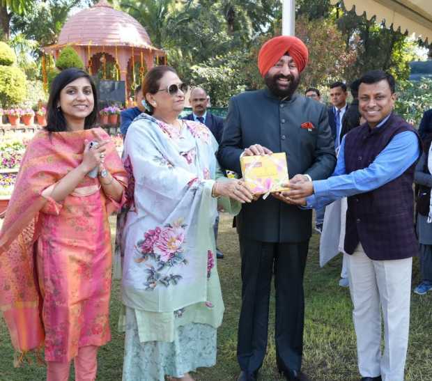 राजभवन में हर्षोल्लास के साथ होली मिलन कार्यक्रम आयोजित किया गया