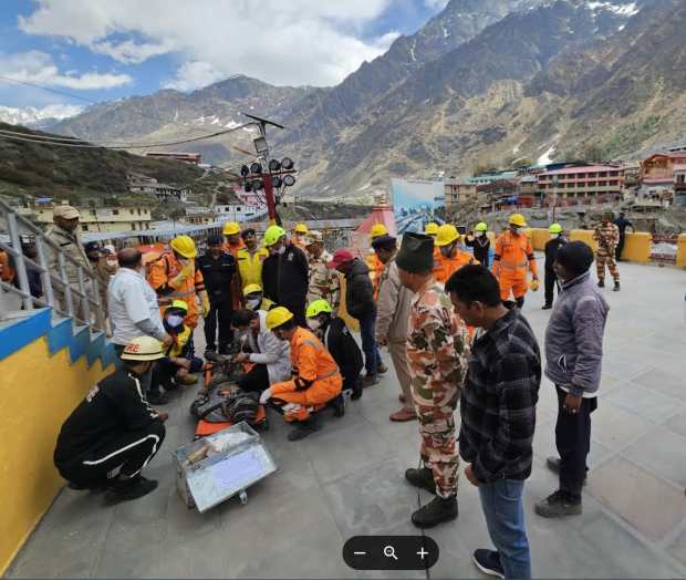 चमोली: राज्य आपातकालीन परिचालन केंद्र देहरादून की ओर से मॉक अभ्यास के माध्यम से आपदा राहत की तैयारियों को परखा